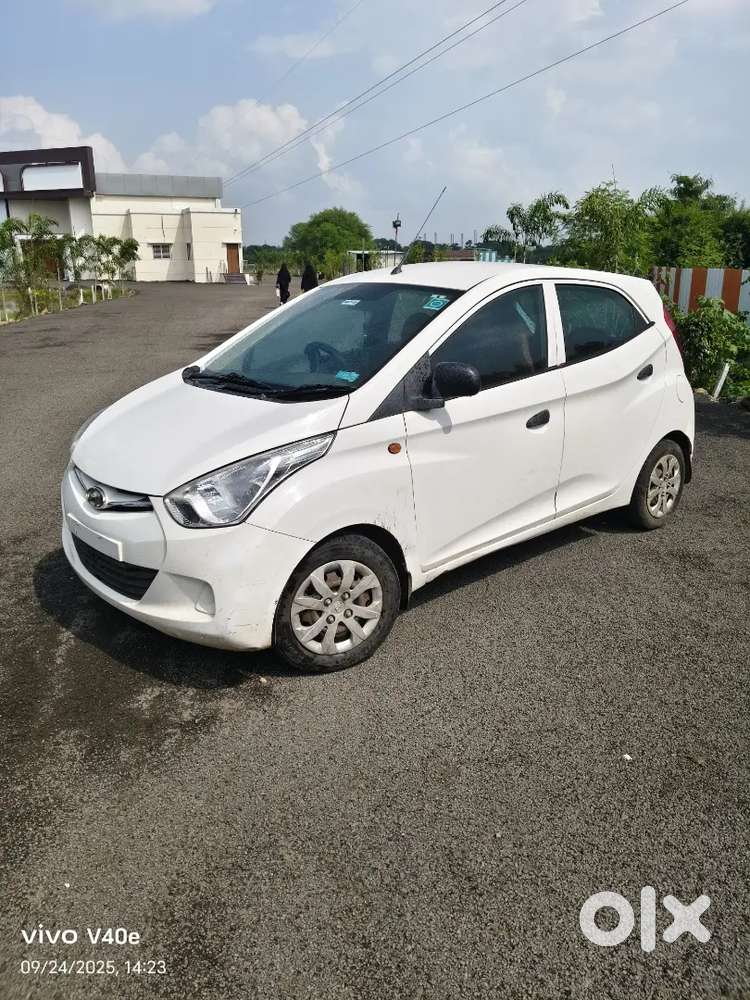 Hyundai Eon Magna+ 2013 Petrol Manual