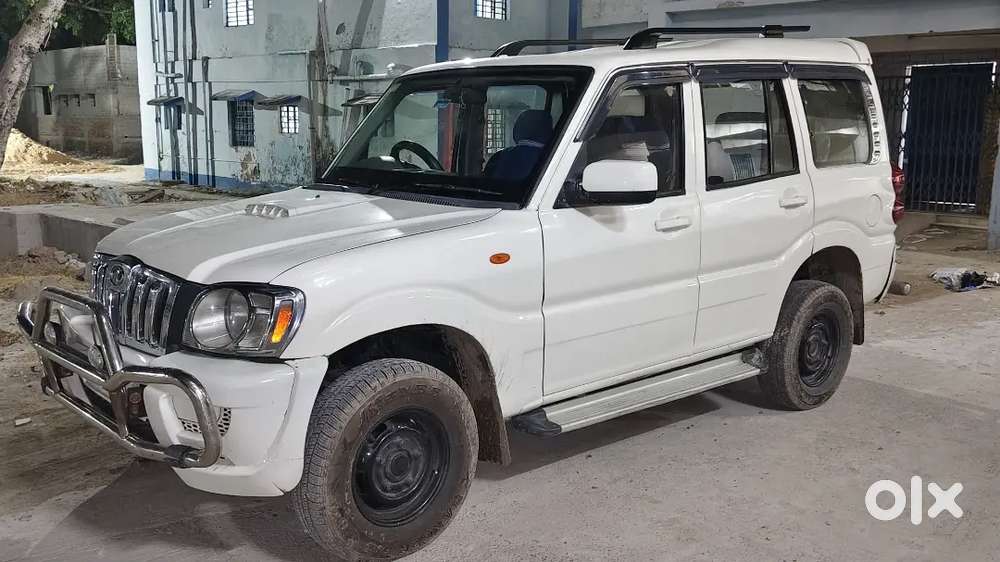 गाड़ी पूरी कंडीशन में है