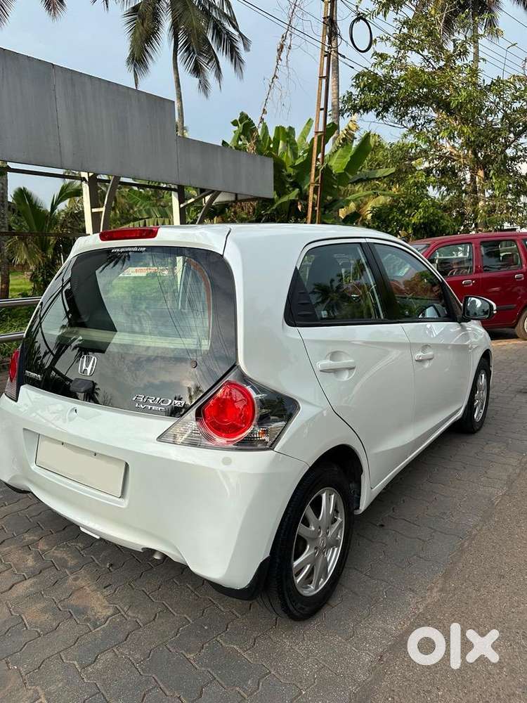 Honda Brio 2015 Petrol Well Maintained