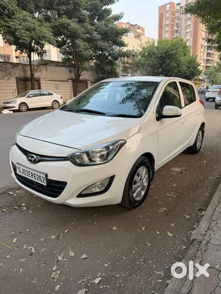 Hyundai I20 Sportz 2012 Car