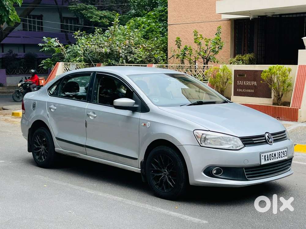 Volkswagen Vento 1.2 Highline Plus At 16 Alloy, 2011, Petrol
