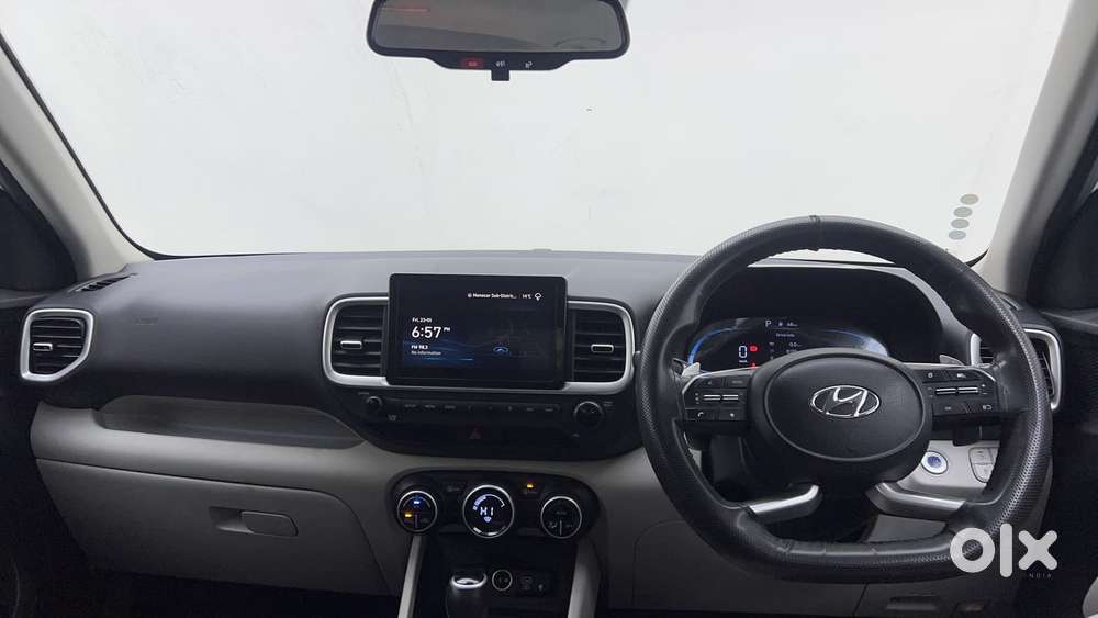 Hyundai Venue 1.0 Sx (o) Turbo Dct, 2023, Petrol