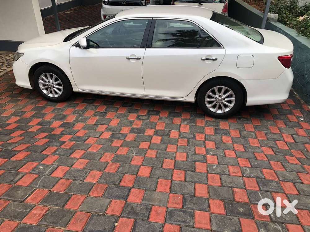 2014 Toyota Camry White
