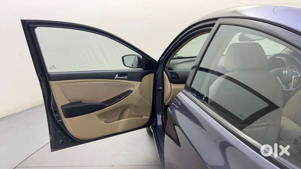 Hyundai Verna 1.6 Vtvt Sx, 2014, Petrol