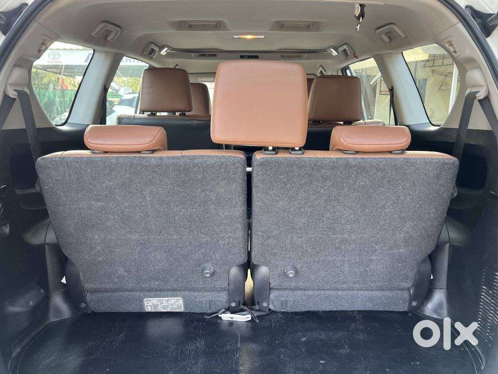 Toyota Innova Crysta [2020-ongoing] 2.4 Zx At 7 Str, 2021, Diesel