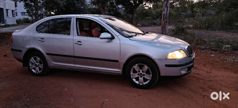 Skoda Laura 1.9 Ambiente 2008