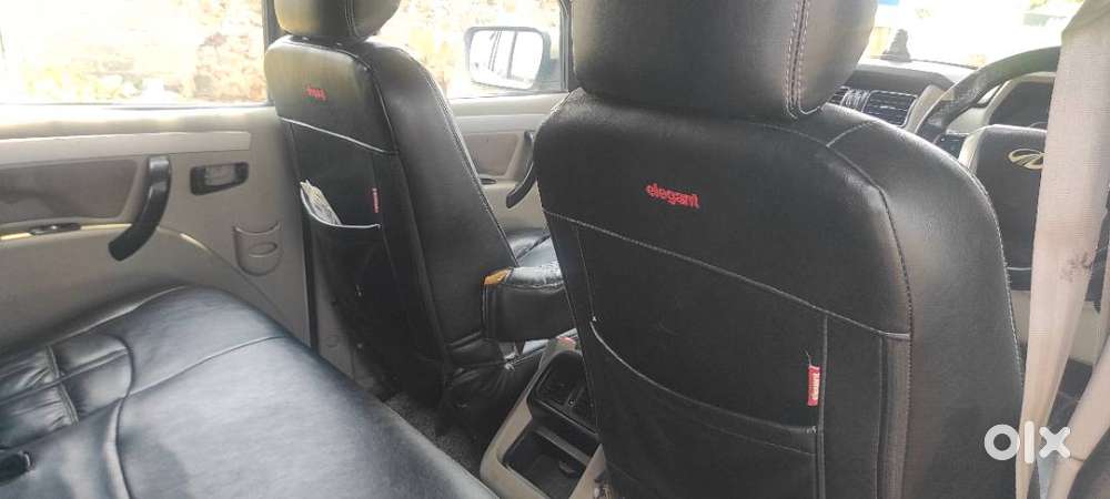 Mahindra Scorpio S10