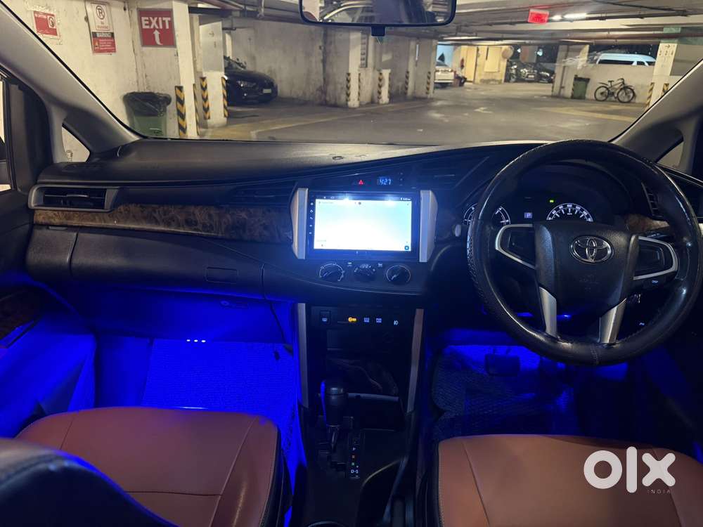 Toyota Innova Crysta 2.8 Gx At 8s, 2016, Diesel