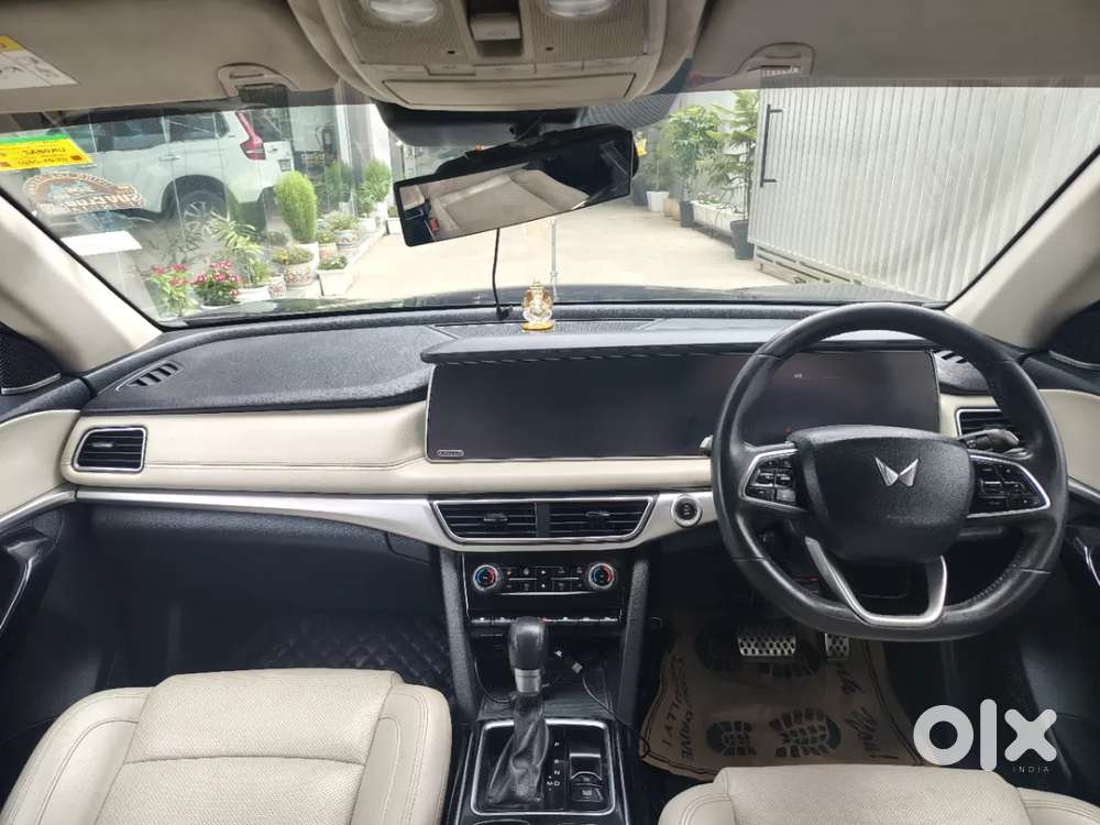 Mahindra Xuv700 2.2 Ax 5 Diesel Mt 7 Str, 2022, Diesel
