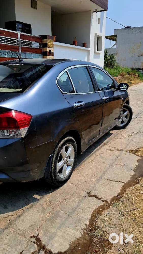 Honda City 1.5 V Petrol 2010