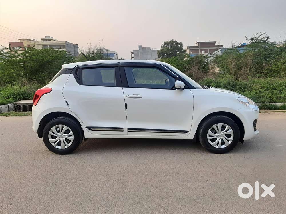 Maruti Suzuki Swift Vvt Vxi, 2021, Petrol