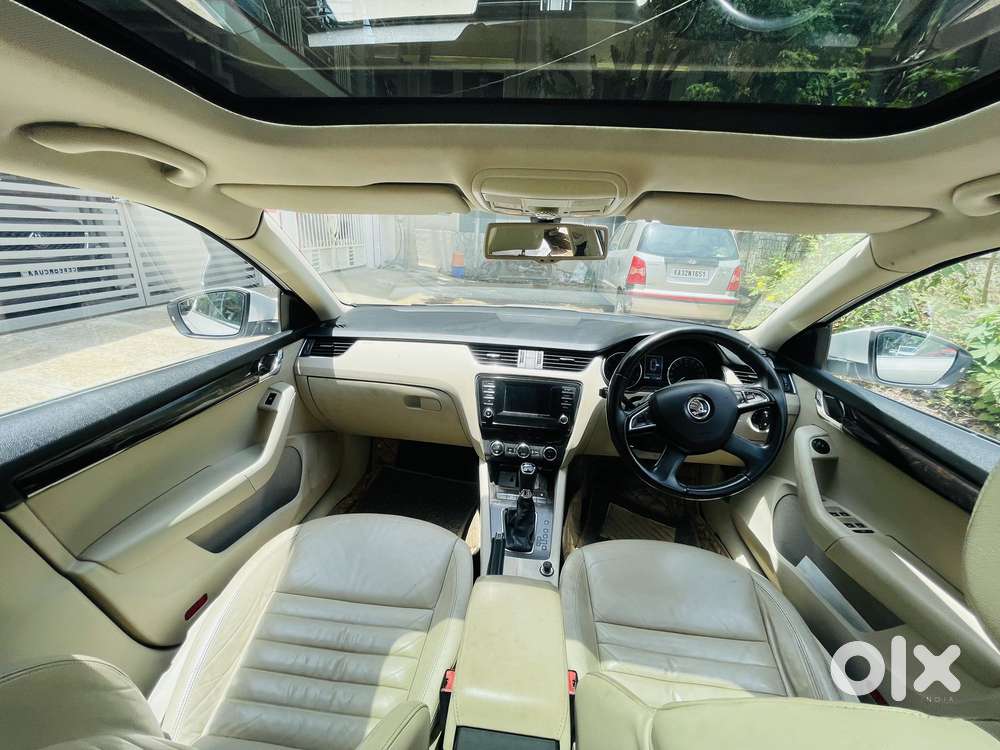 Skoda Octavia Elegance 1.8 Tsi At, 2016, Petrol