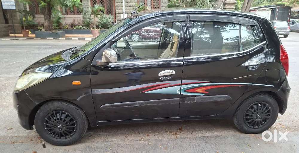 Hyundai I10 Cng+petrol Model 2012 July Month