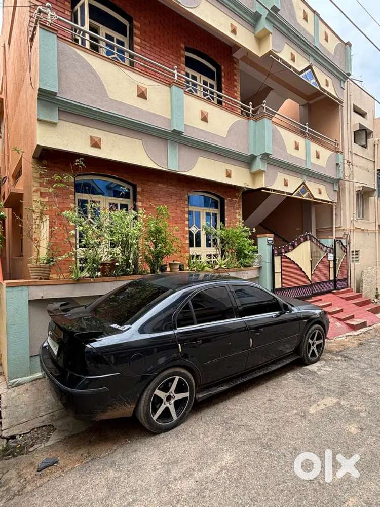 Ford Mondeo 2002 Petrol 100000 Km Driven
