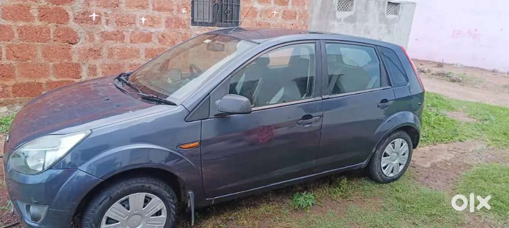 Ford Figo 2012 Petrol 61000 Km Driven