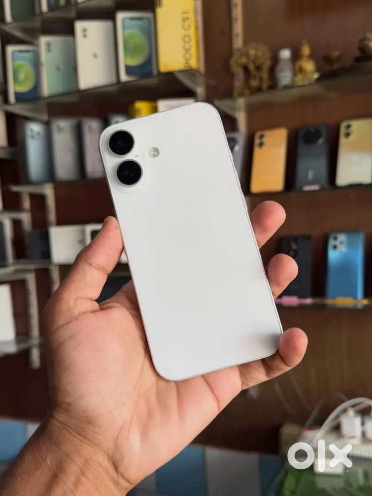 Apple iPhone 16 256 gb used set under warranty with full kit