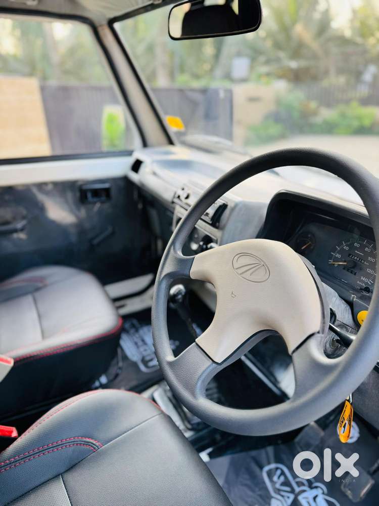 Mahindra Jeep 2.5l, 2010, Diesel