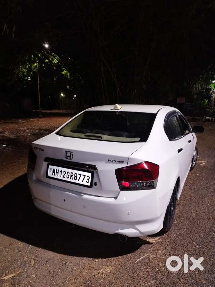 Honda City Zx 2010 Cng & Hybrids Well Maintained