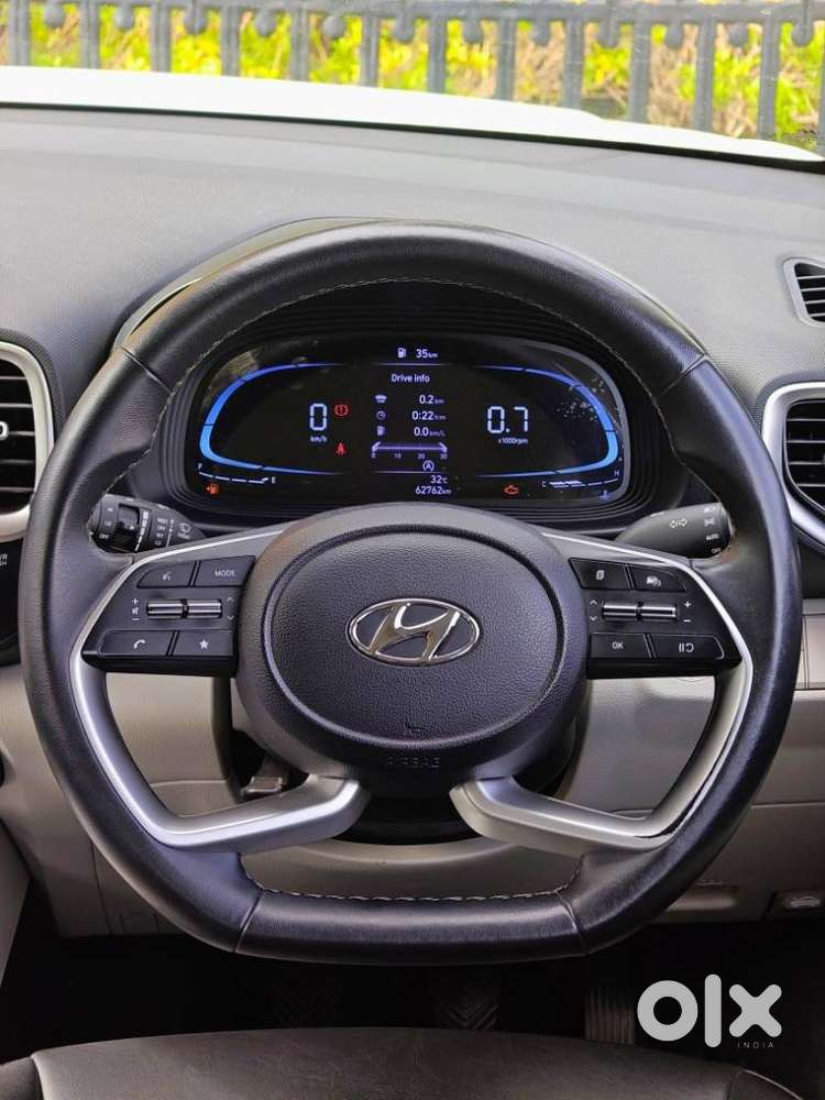 Hyundai Venue Sx (o) Mt 1.5 Diesel, 2023, Diesel