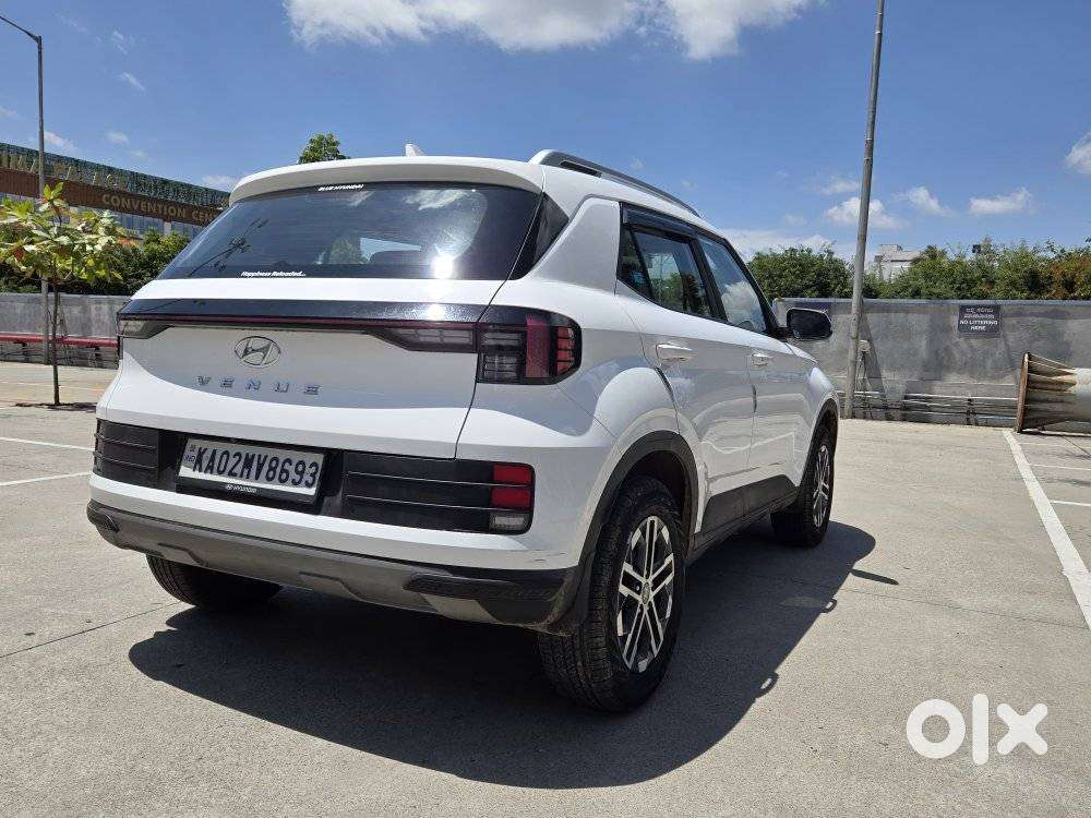 Hyundai Venue 1.2 S Plus, 2024, Petrol