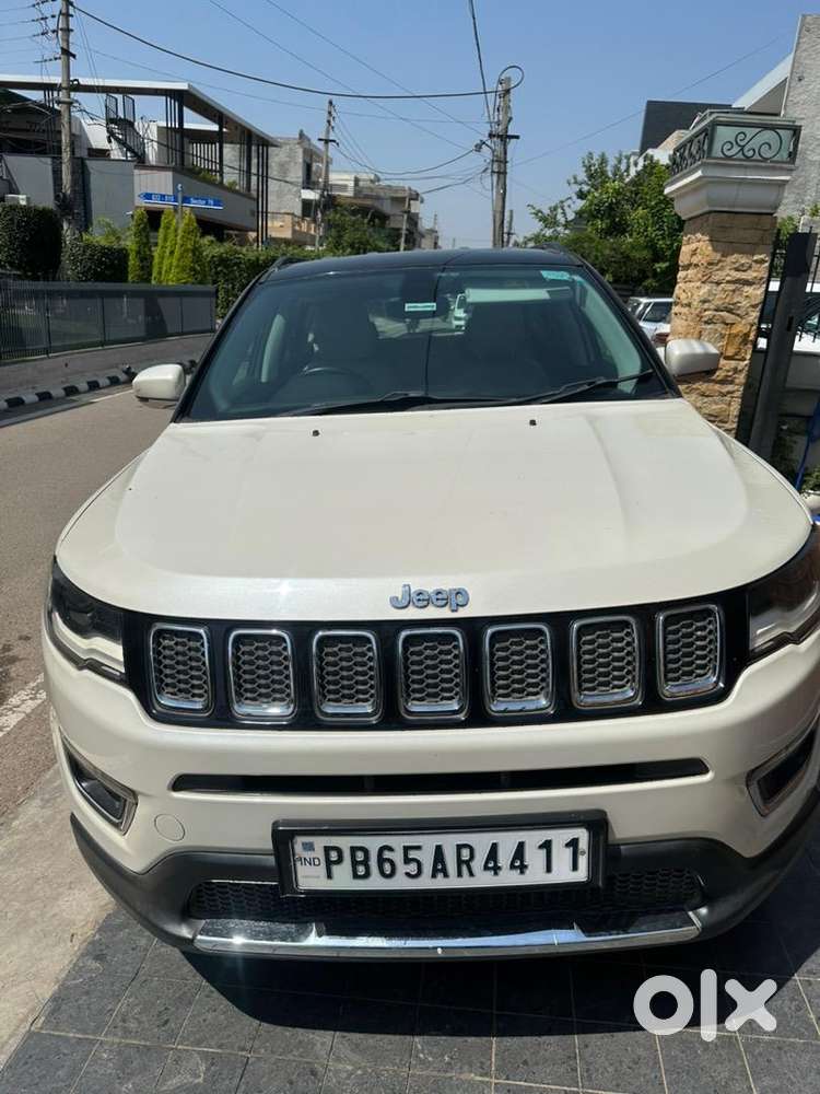 Jeep Petrol Automatic 2017