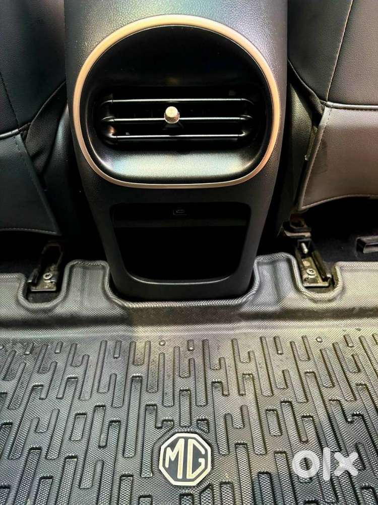 Mg Windsor Ev Essence, 2026, Electric