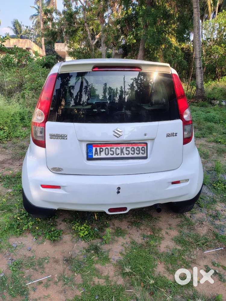 Maruti Suzuki Ritz 2013 Diesel 140000 Km Driven