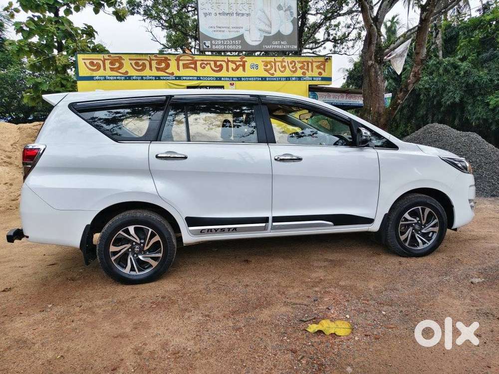 Toyota Innova Crysta 2.4 Gx Limited Edition At 7 Str, 2025, Diesel