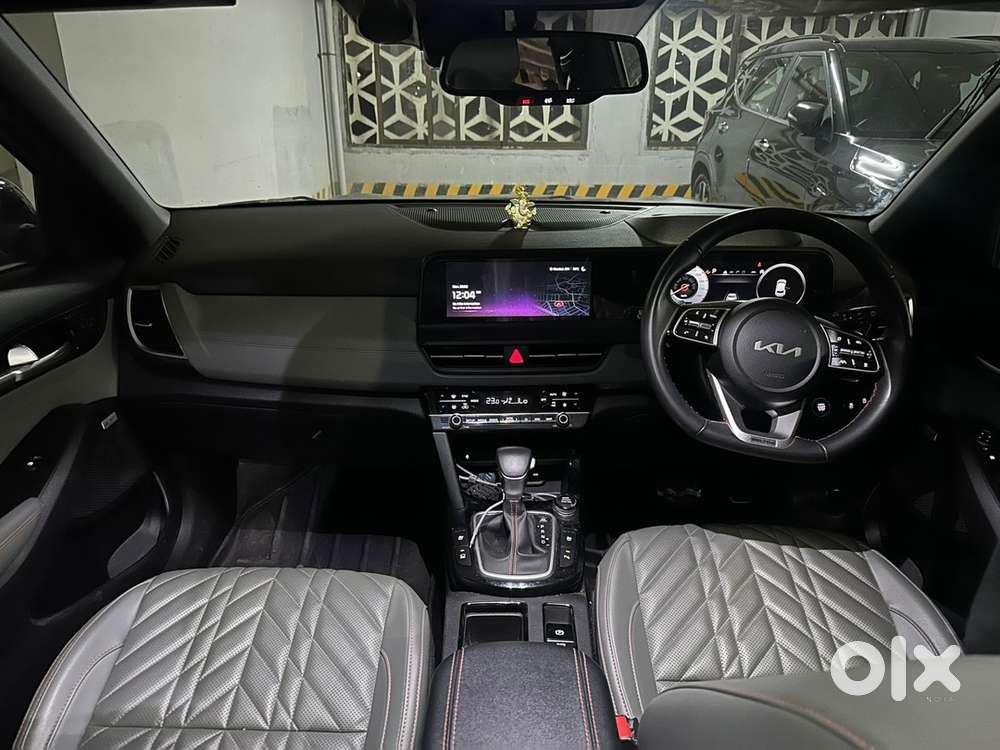 Kia Seltos Petrol Auto New Facelift Dec-2023 18300 Kms 1st Owner