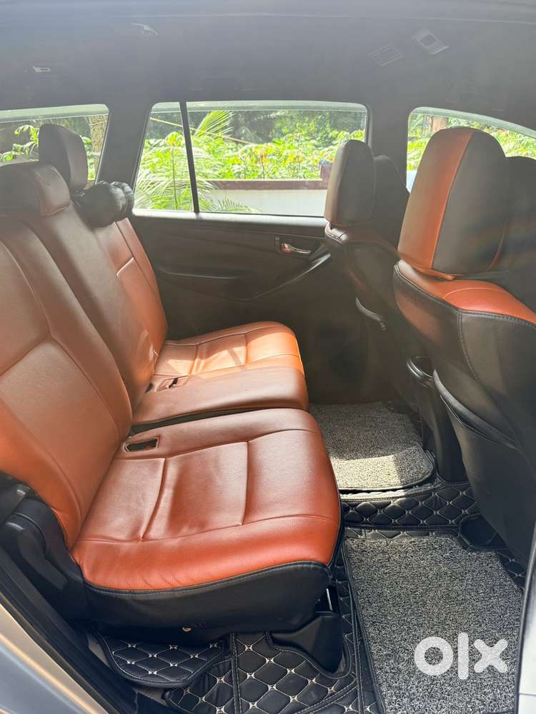 Toyota Innova Crysta