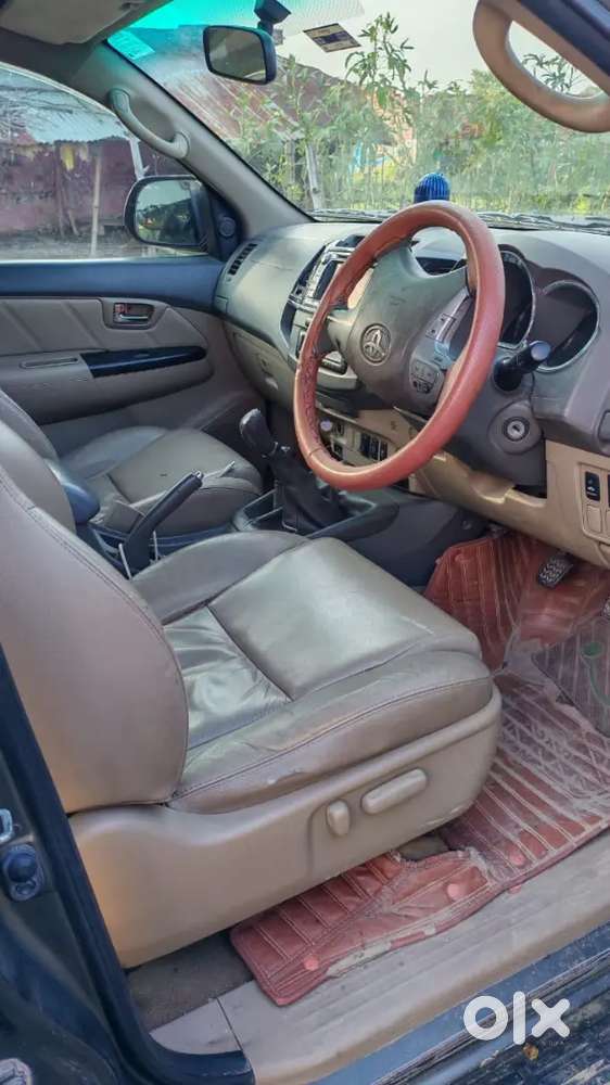 Toyota Fortuner Diesel 2012 1st