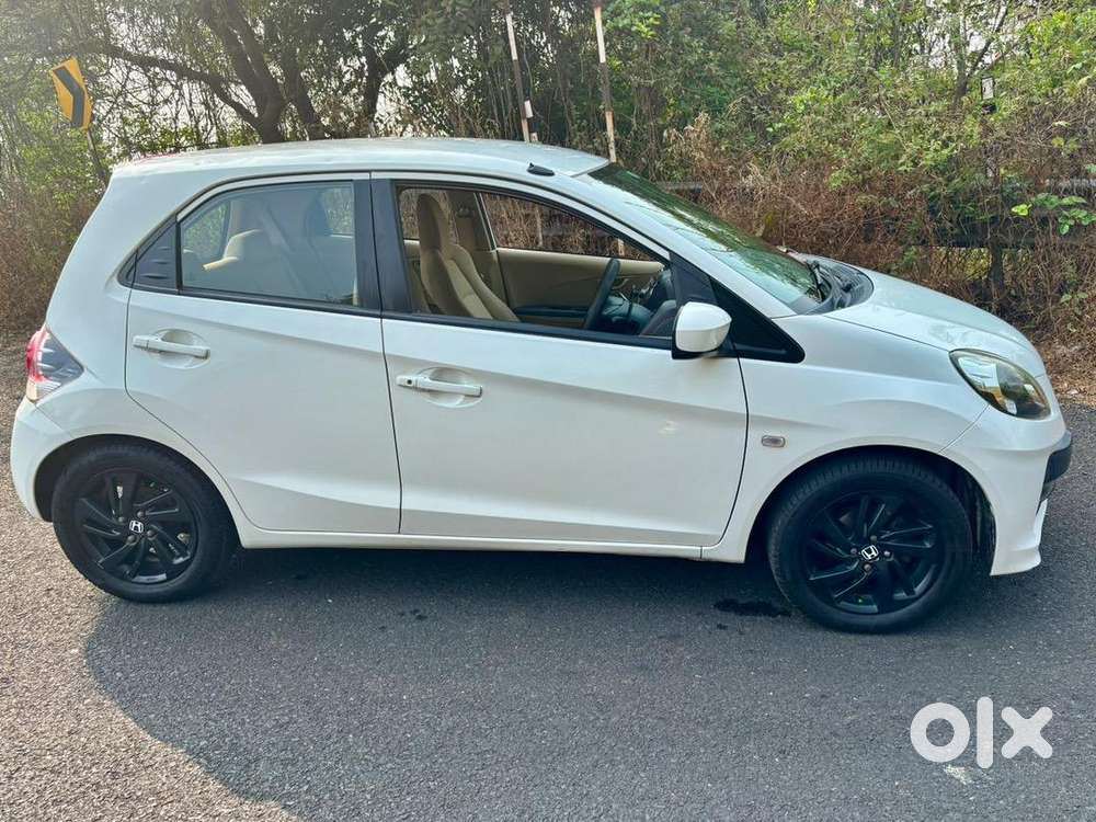 Honda Brio 2012 Petrol Well Maintained