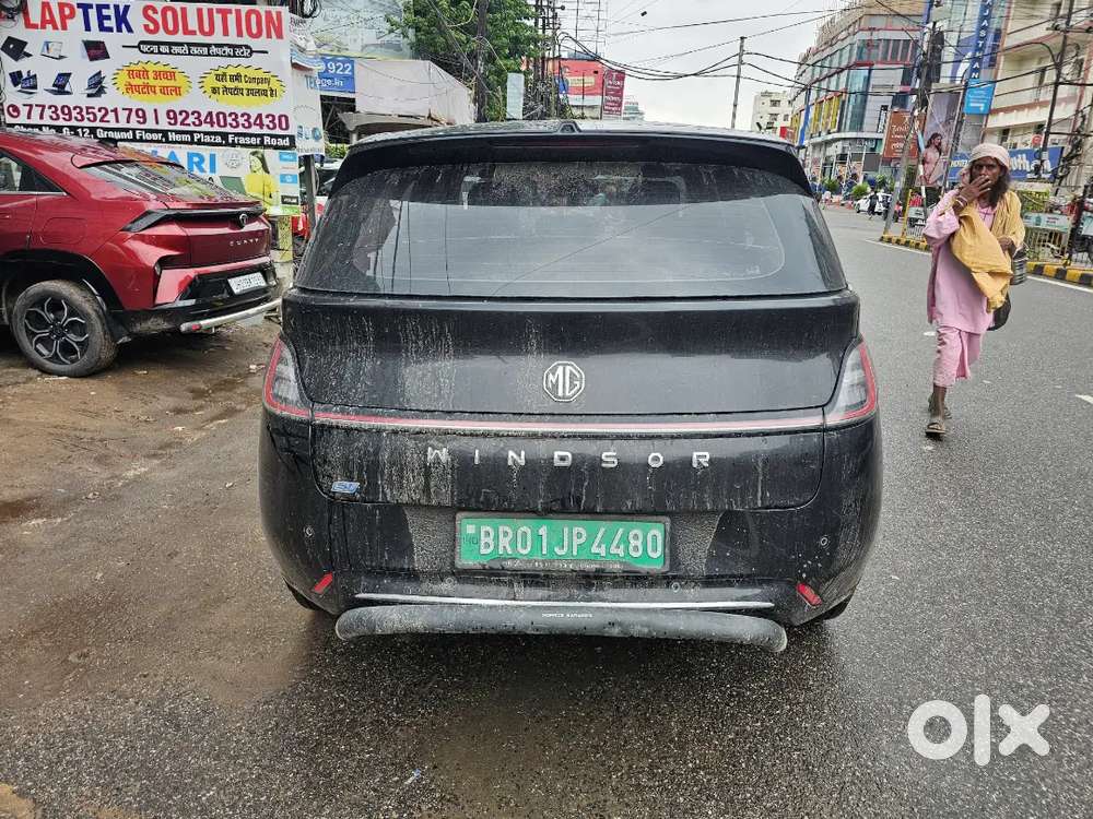 Mg Windsor Ev Essence 2025