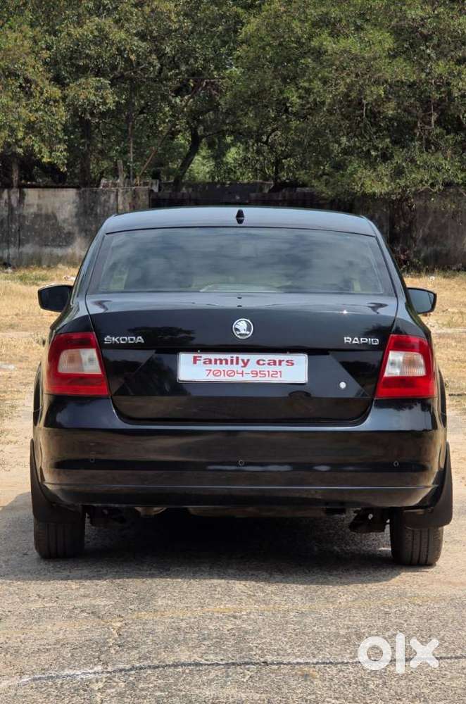 Skoda Rapid 1.6 Mpi At Elegance, 2015, Petrol
