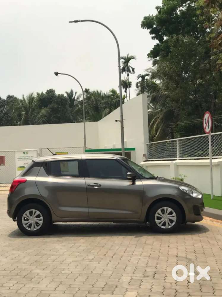 Maruti Suzuki Swift 2022 Petrol 37000 Km Driven