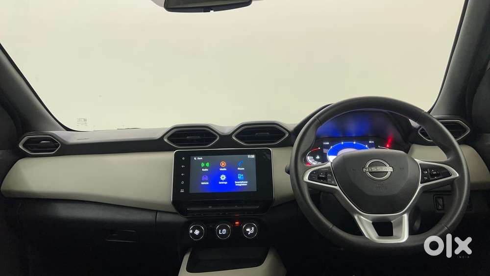 Nissan Magnite 1.0 Xv, 2023, Petrol
