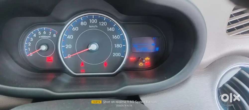 Hyundai  I 10 Sportz