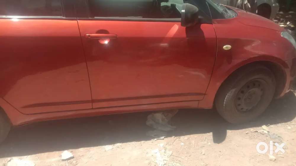 Maruti Suzuki Swift 2007 Petrol 94000 Km Driven Company Service Recd