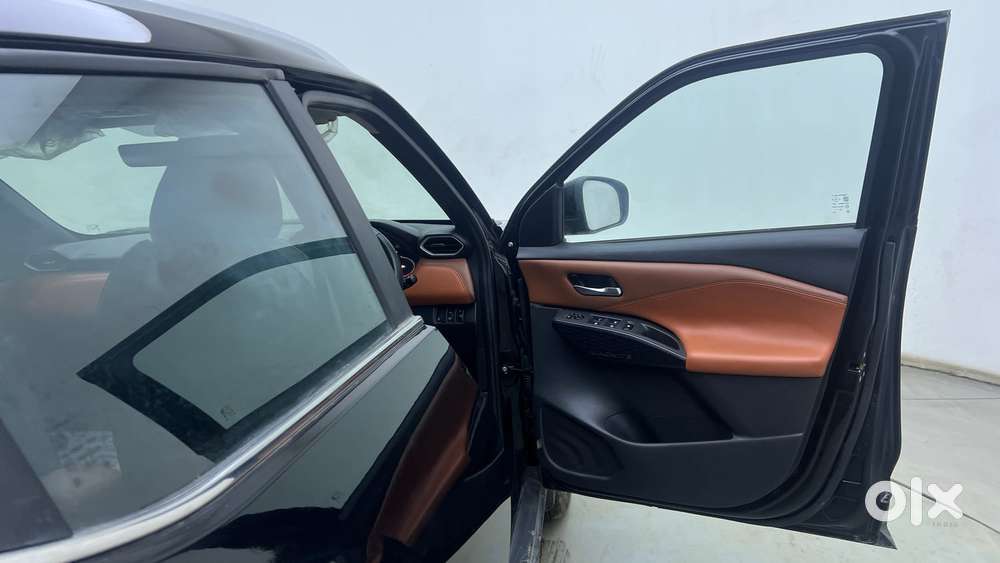 Nissan Magnite 1.0 Xv Premium Turbo (o), 2024, Petrol
