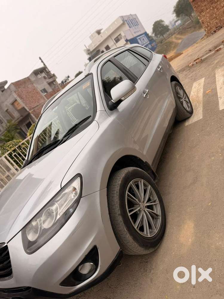 Hyundai Santa Fe 2013 Diesel Well Maintained