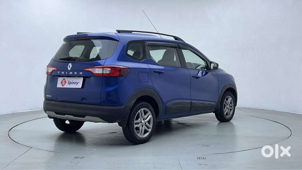 Renault Triber Rxz, 2021, Petrol