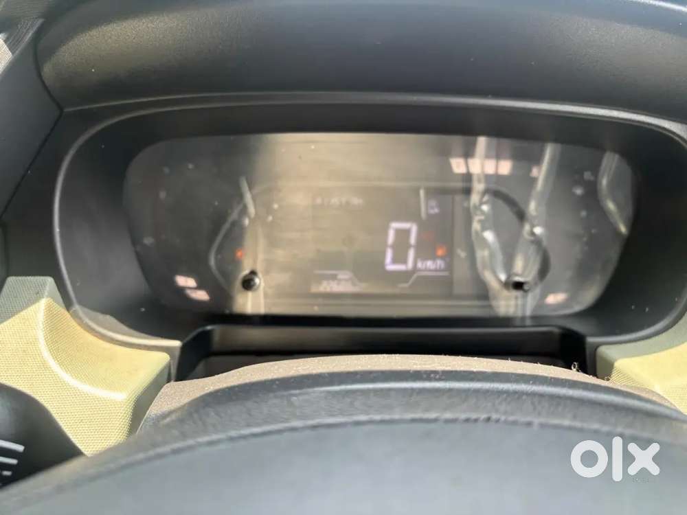 Tata Punch 2025 Cng & Hybrids 27000 Km Driven