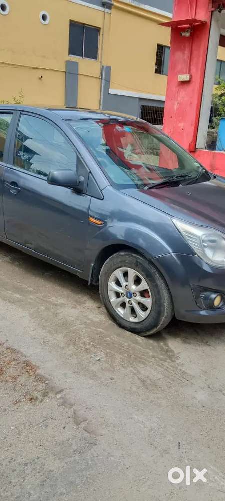 Ford Figo 2012 Diesel 75000 Km Driven