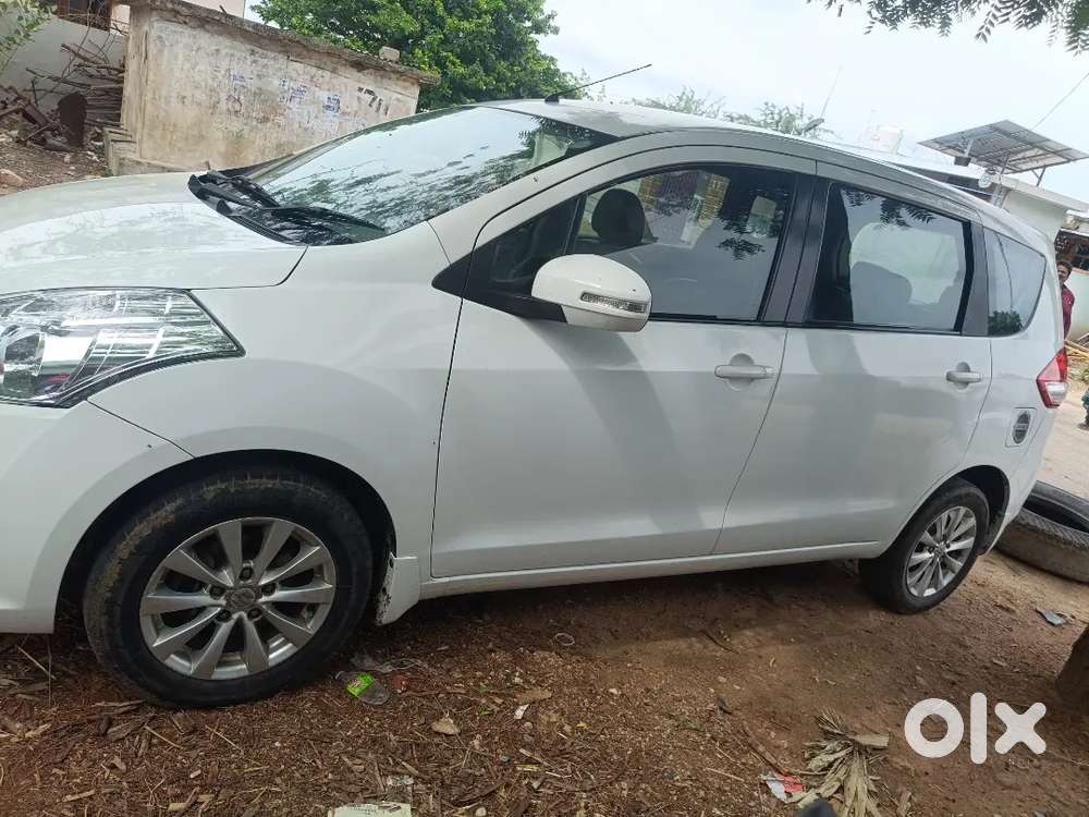 Maruti Suzuki Grand Vitara 7 Seater 2015 Diesel 201000 Km Driven