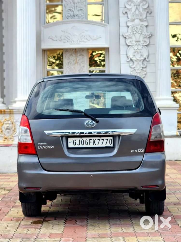 Toyota Innova 2.5 Gx 8 Str Bsiv, 2012, Diesel