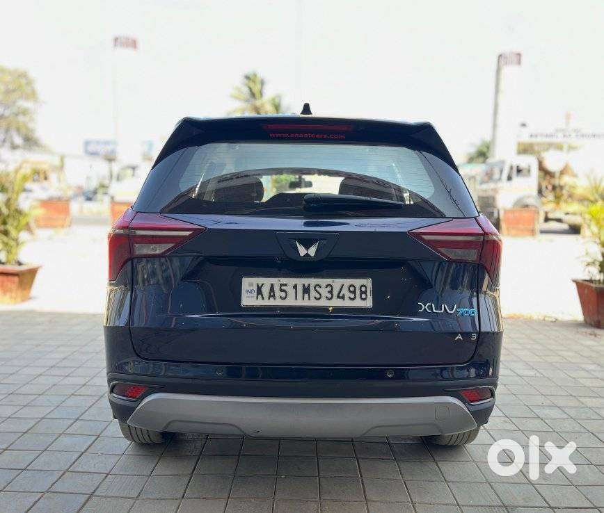 Mahindra Xuv700 2.0 Ax 3 Petrol Mt 5 Str, 2022, Petrol