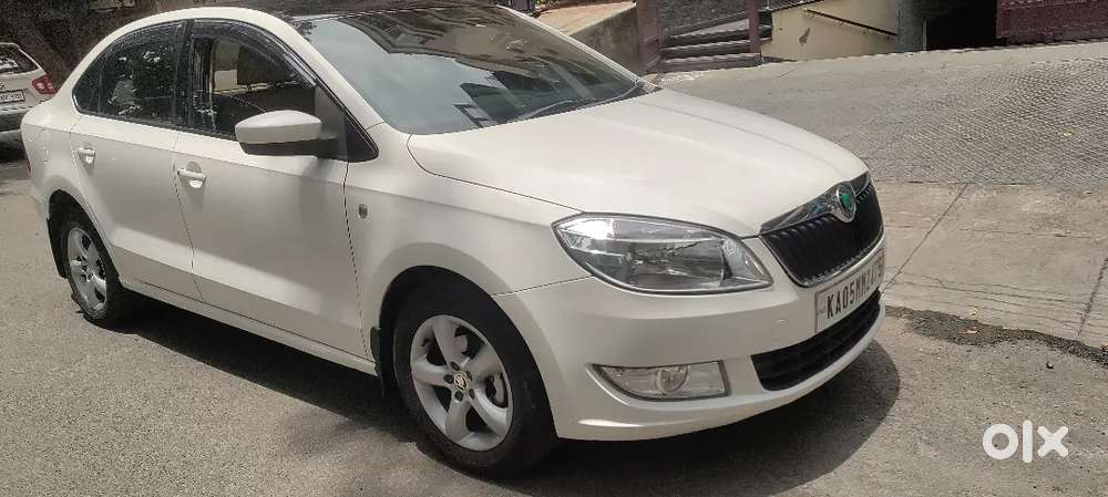 Skoda Rapid Elegance 2012 Diesel Car