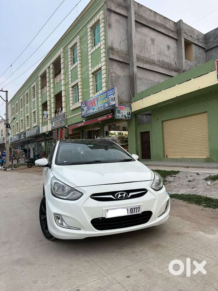 Hyundai Fluidic Verna 2013