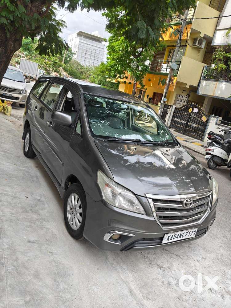 Toyota Innova 2.5 V 7 Str, 2012, Diesel