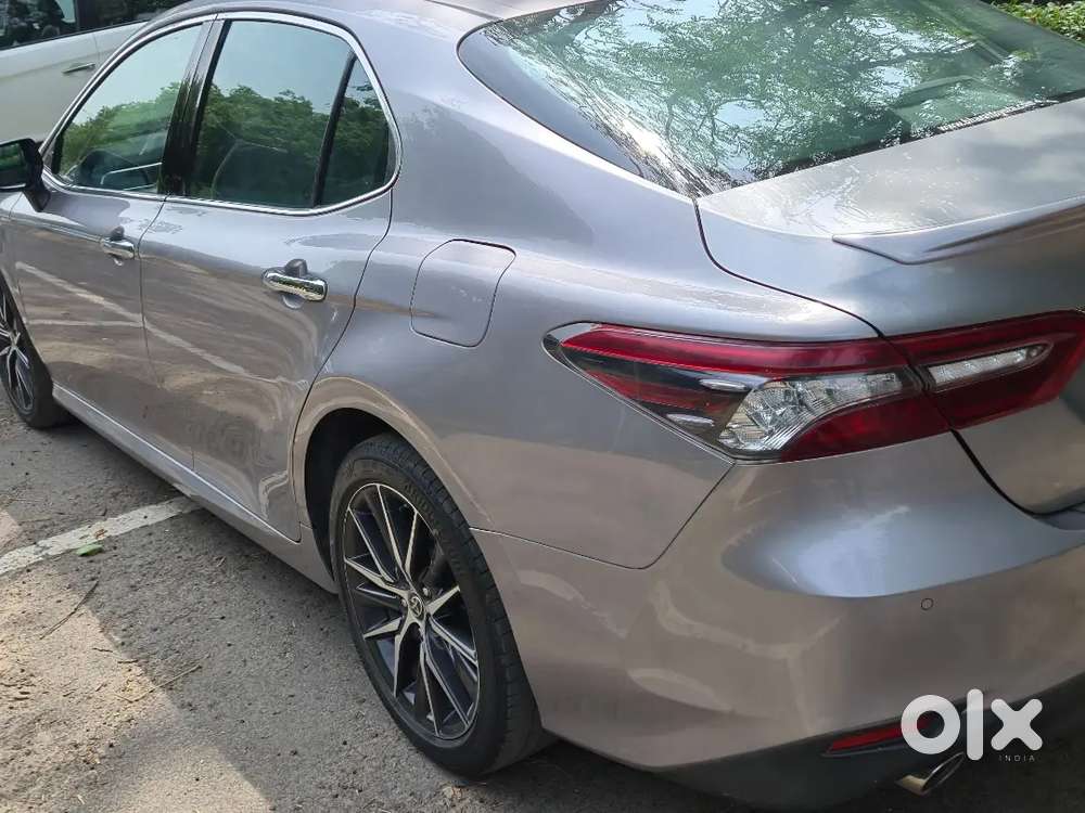 Toyota Camry Hybrid 2022 Model